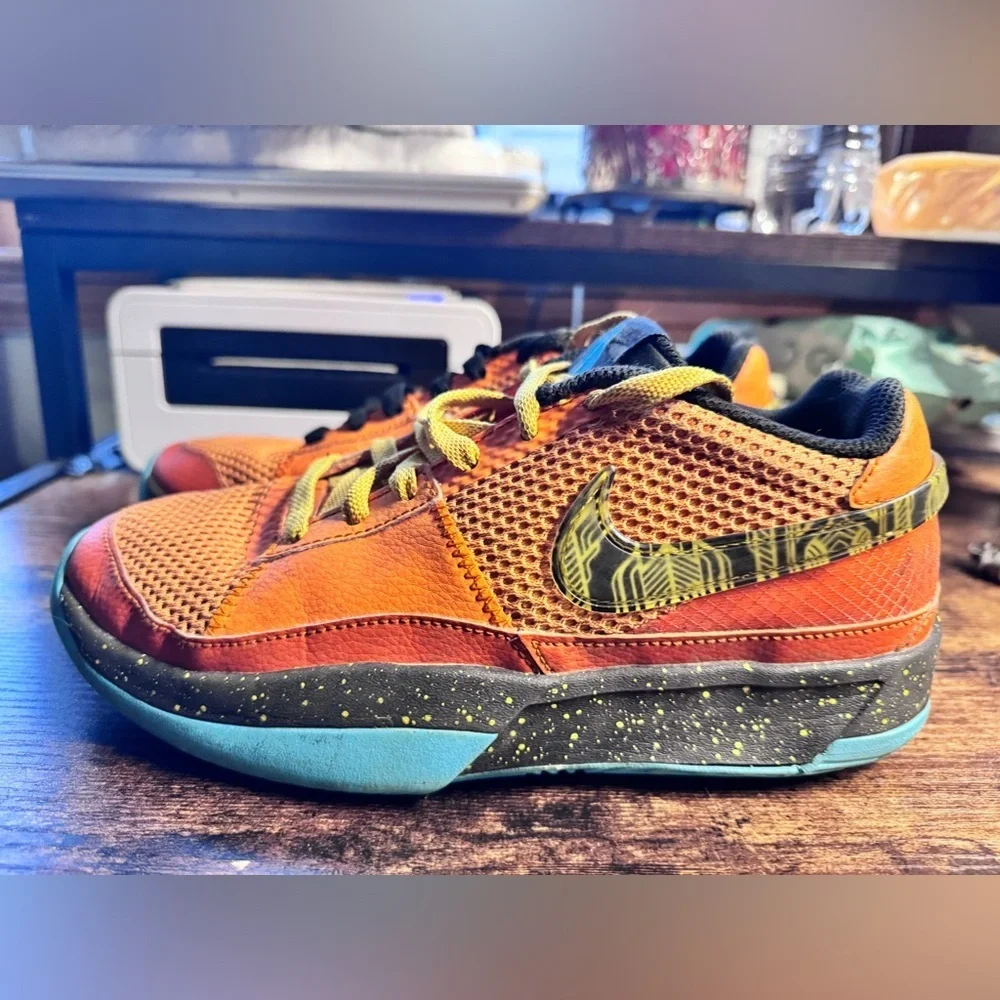 Nike Ja GS Orange/Blue Size 5.5Y
